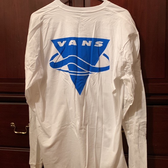 Brand new with tags Mens long sleeve Vans T-shirt. - Picture 4 of 4